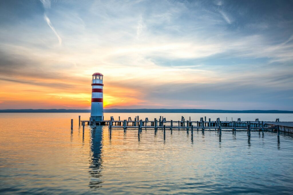 Foto des Neusiedler Sees von https://unsplash.com/de/@pixelatelier